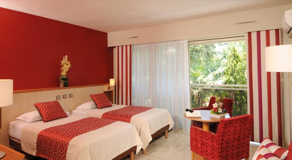 The Originals Boutique, Hotel Les Strelitzias Juan-les-Pins Exterior photo